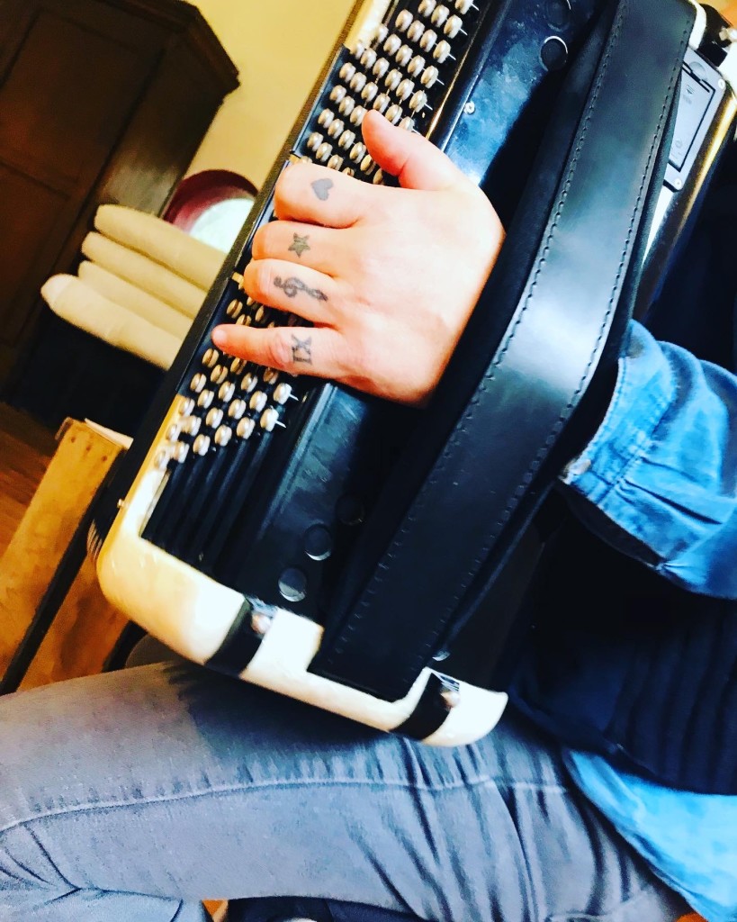 508931E0-68E7-46C7-B66B-9A71D112120E