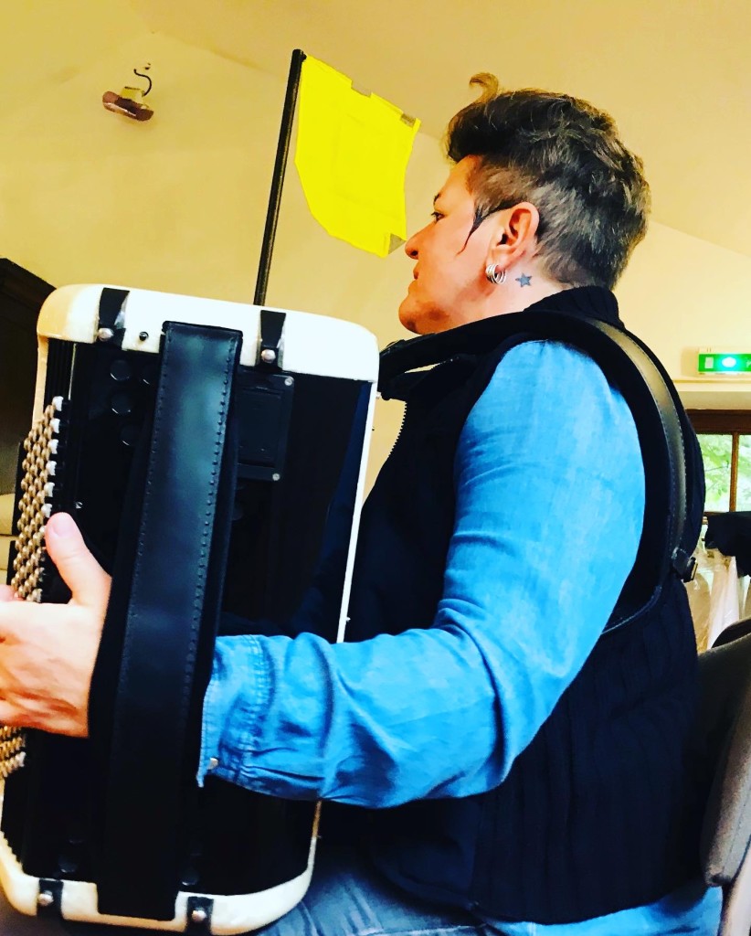 701C0CEA-9598-4D1E-905F-C1BCA66AA51D